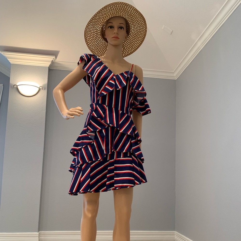 Alice + Olivia red, white, and blue ruffle asymmetrical dress size 0.
